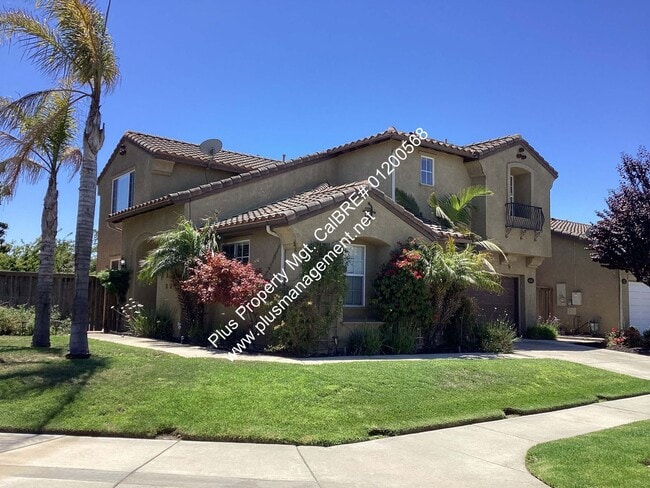 Photo - Beautiful Large Two Story Home is Centrall...