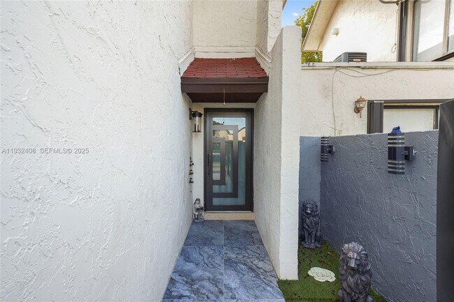 Photo - 10310 NW 5th Terrace Unit 4-26