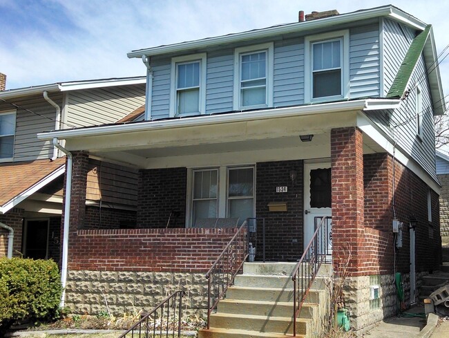 Updated 3 Bedroom Home in Dormont! - Updated 3 Bedroom Home in Dormont!