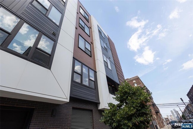 Photo - 6401 Park Ave Unit 401