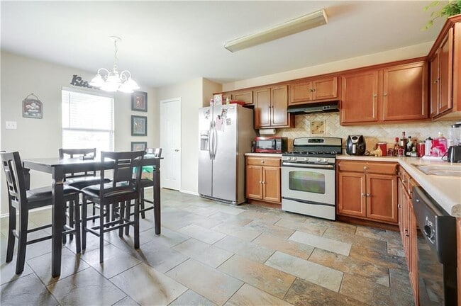 Photo - 18316 Great Falls Dr