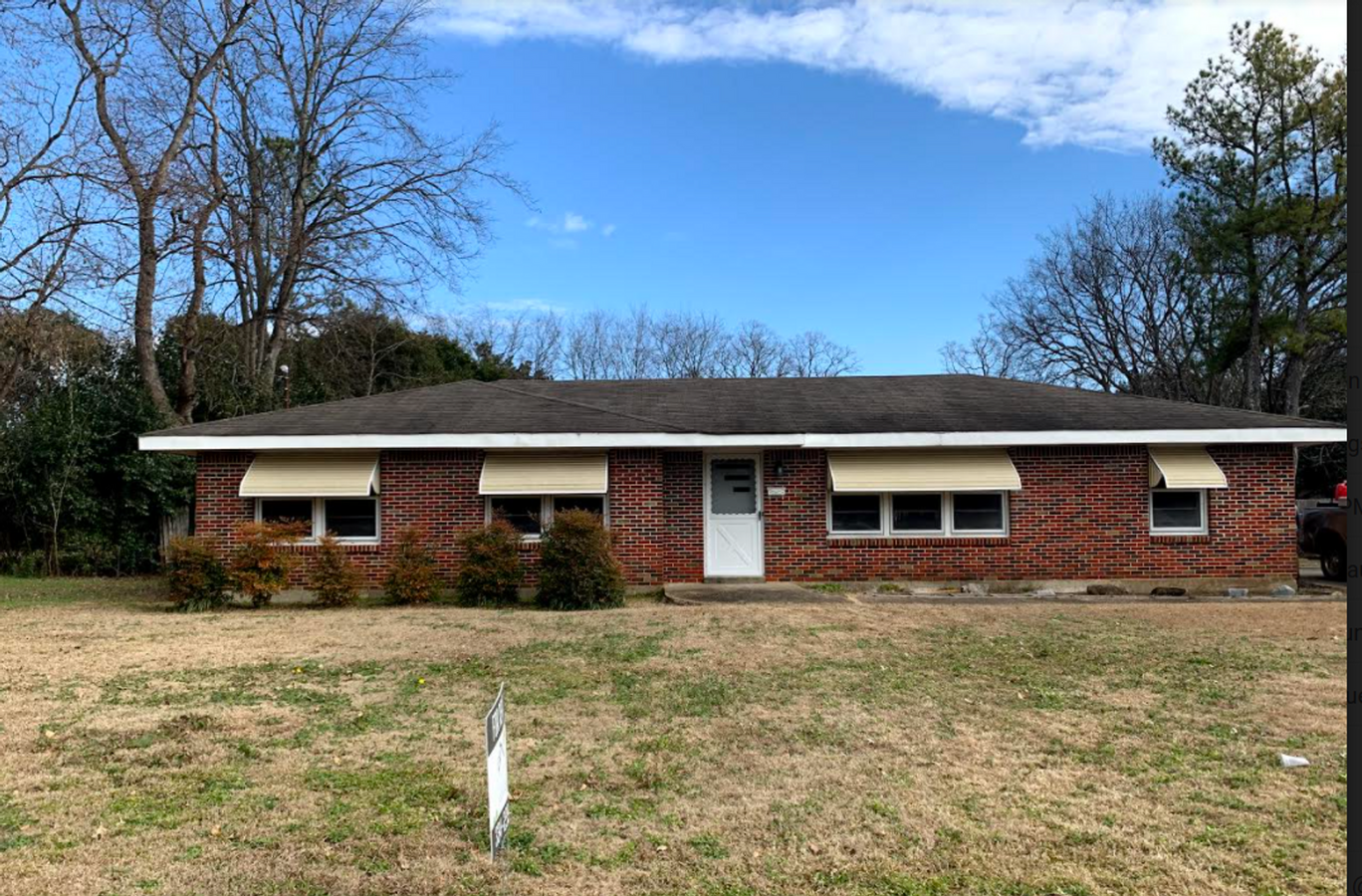 Photo - 2311 Gladlane Dr House