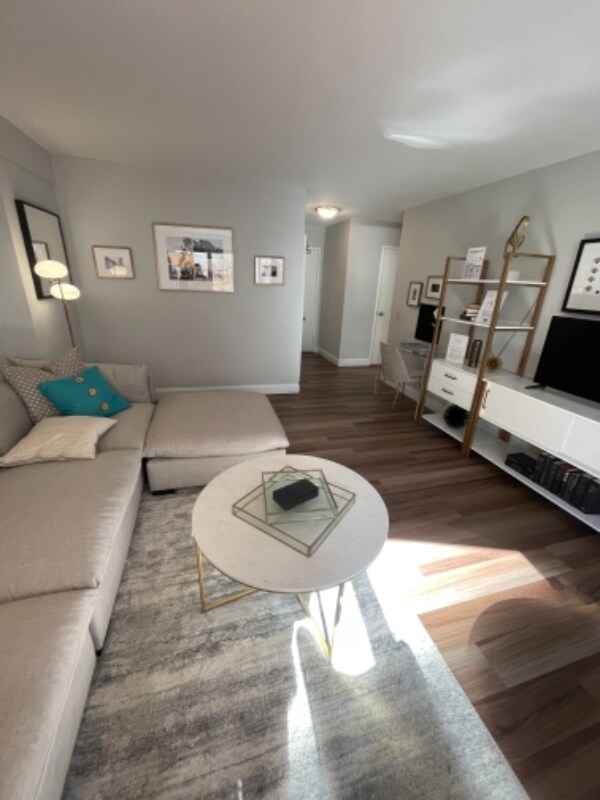 Photo - 1336 N Lake Shore Dr