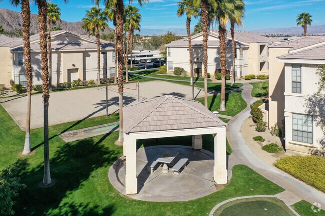 Aventine Apartment Homes For Rent In La Quinta Ca Forrent Com
