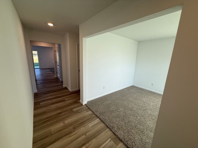 Photo - 3902 Bradley Dr