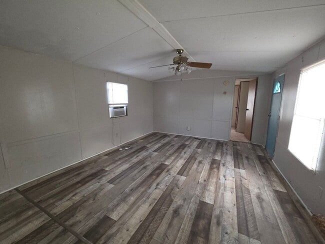 Photo - 614 Oakland Church Rd