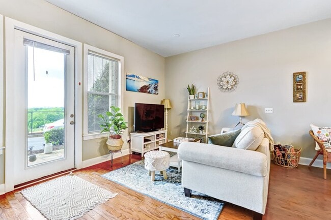 Photo - 1195 Milton Terrace SE Unidad 5105