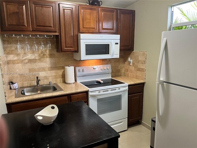 Photo - 1949 NE 179th St Unit 0