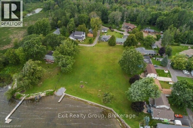 Photo - 22 Willow Point Rd
