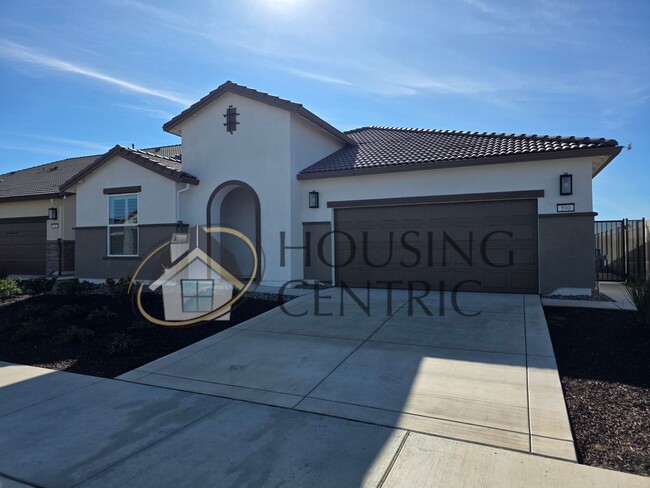 Photo - Executive Single Story Rental in HIGHLY DESIRABLE Heritage 55+ Community!