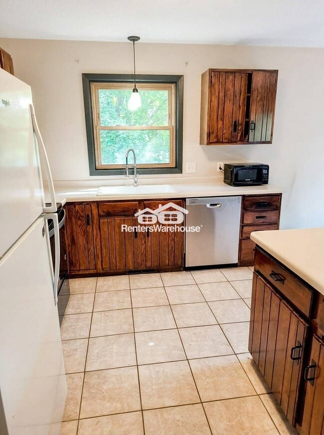 Photo - 9638 172nd St W