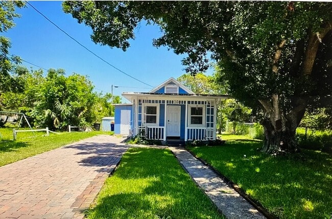 Photo - 1706 N 15th St Casa