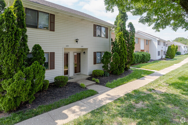 Indian Woods Apartments - Townhomes for Rent - Evansville, IN | ForRent.com