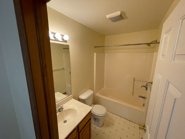 Photo - 220 Concord Hill Dr Casa