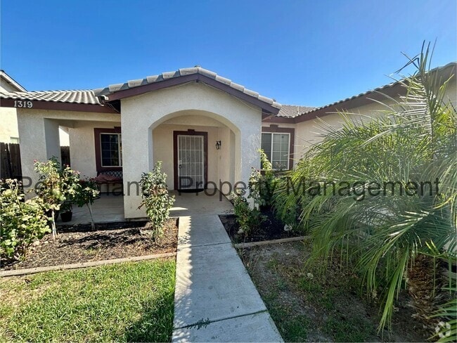 Building Photo - Stunning 5 Bed/2 Bath S Bakersfield Home w...