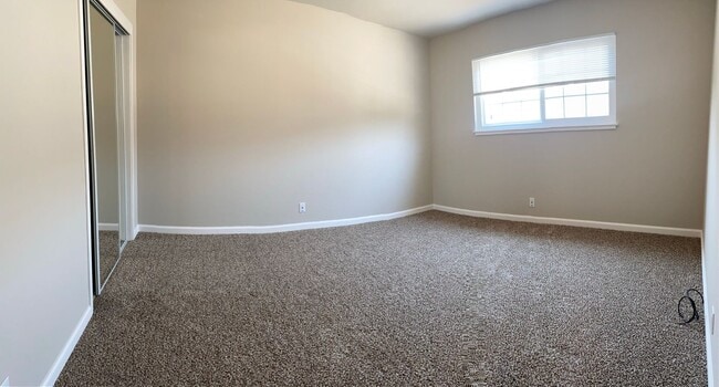 Photo - 1457-1459 Plumas Ln Unidad 1457 A