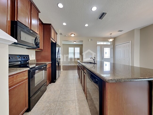 Photo - 304 Blossom Way