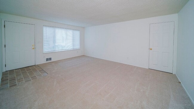 Photo - 1022 Cedar Ave Unit 1022 Cedar Ave #C