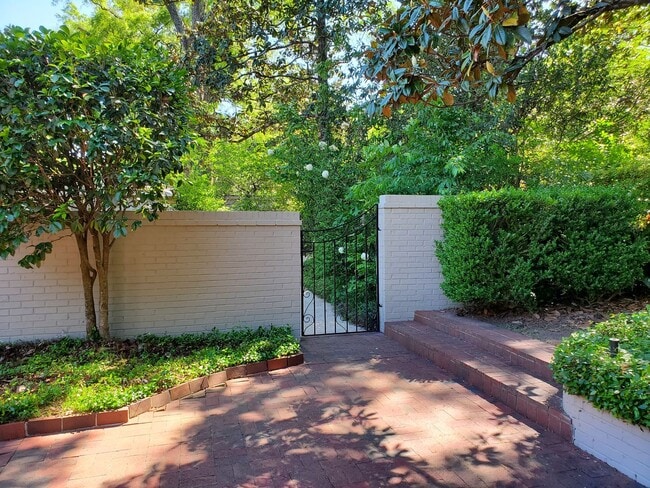 Photo - ** 3 bed 2 bath located in McGehee Estate ** Call our self-showing number to schedule a tour 334-...