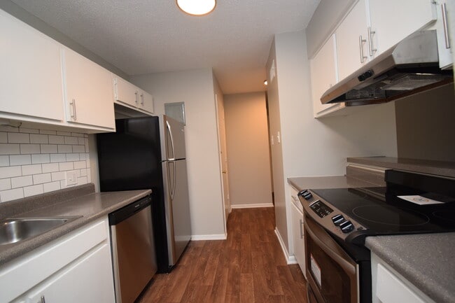 Brookridge Country Club Apartments