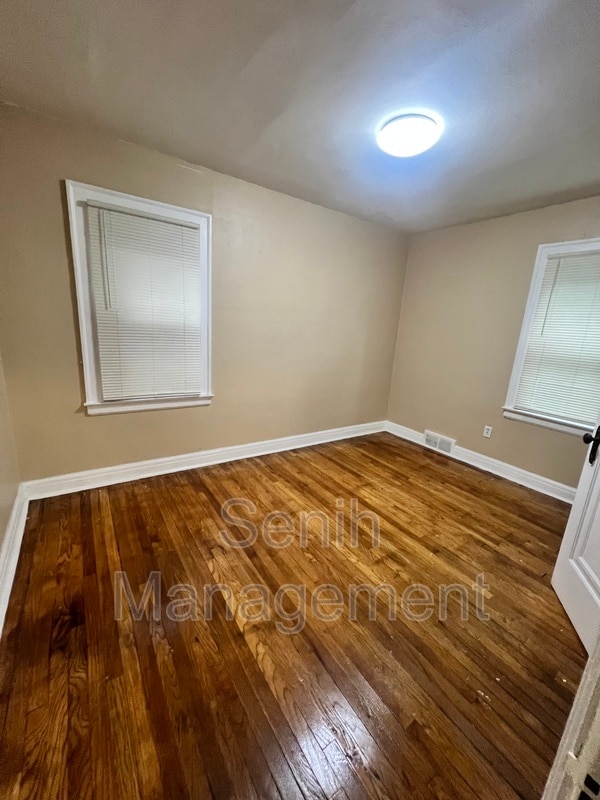 Photo - 6479 Plainview Ave