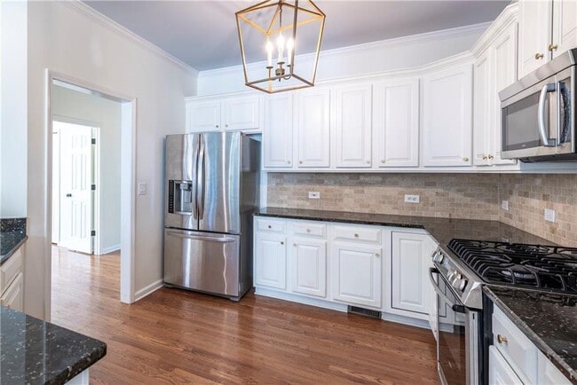 Photo - 5707 Community Ln
