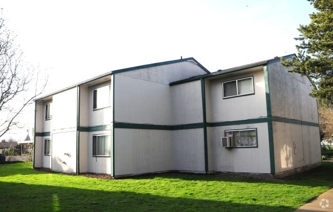 Photo - Fischer Court Apartments