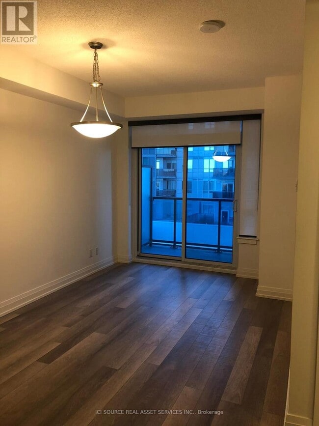 Photo - 7165 Yonge St Unit 632