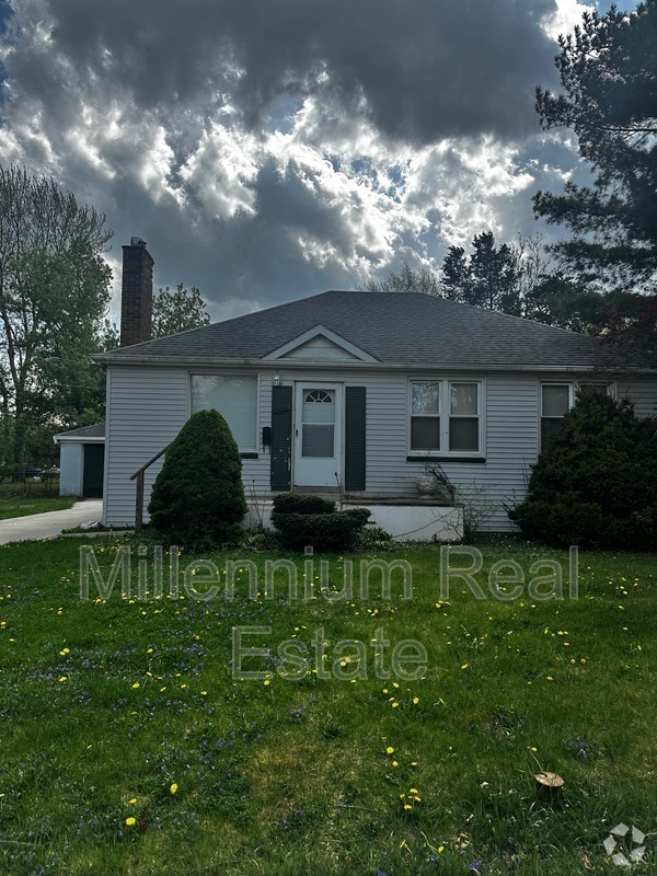 Building Photo - 19474 Eastwood Dr Rental