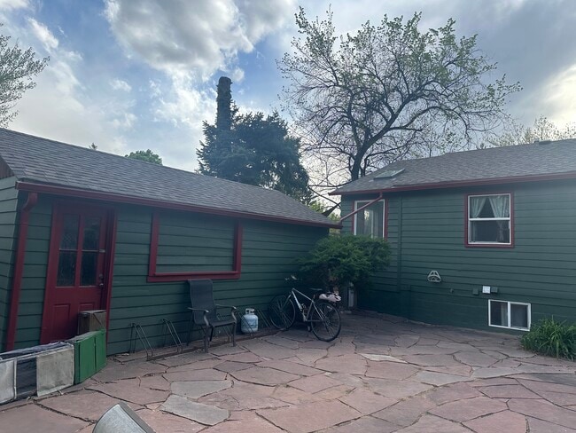 Photo - 216 Fishback Ave