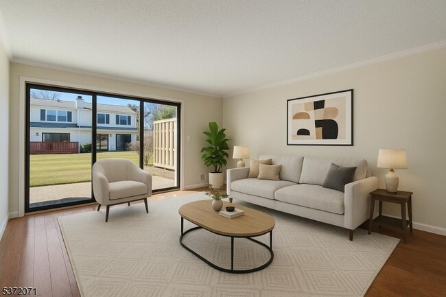 Building Photo - 336 English Pl Rental