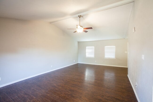Photo - 5713 Baker Dr