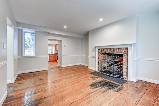 Photo - 802 Oella Ave