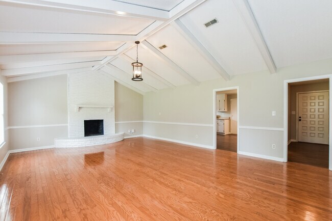 Photo - Charming 3 Bedroom