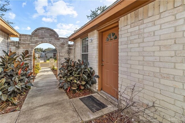 Photo - 15 West Dr Unit 1