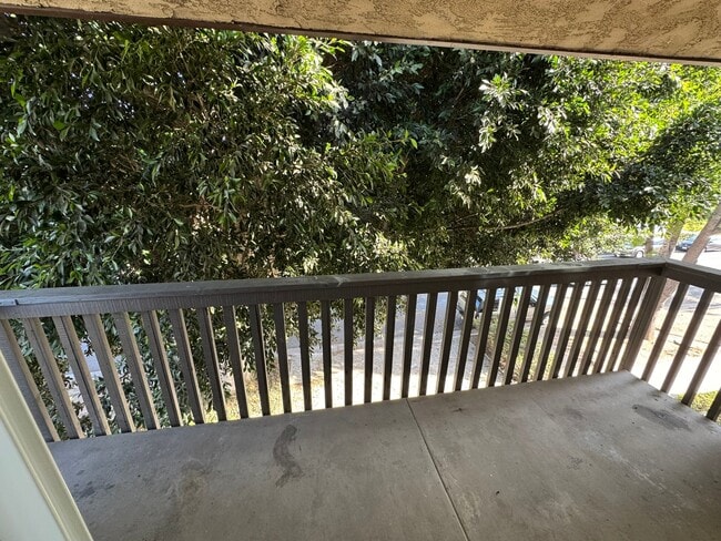 Photo - 1045 S Alma St Unidad Apt 1