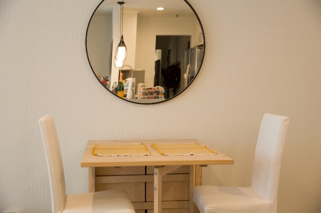 1830 Lakeshore Ave Unit 111