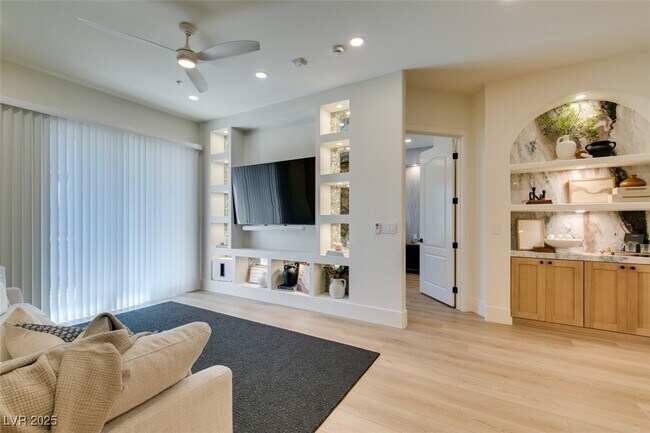 Photo - 32 E Serene Ave Unit 207