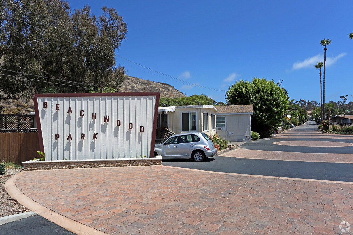 Beachwood Park & Village Mobile Home Park - Beachwood Park & Village Mobile Home Park