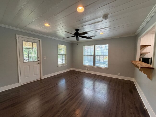 Photo - CUTE 2/1 HOME CLOSE TO DOWNTOWN