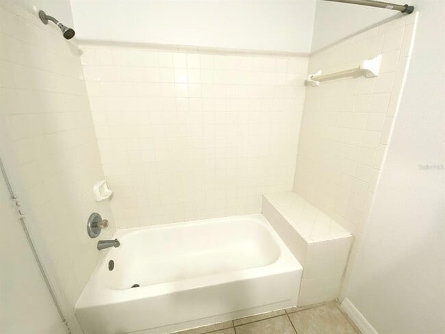 Photo - 2550 N Alafaya Trail Unit 6200