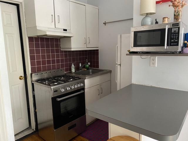 Photo - 160 5th Ave Unit 2RF