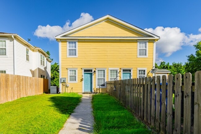 4012 Gullah Ave