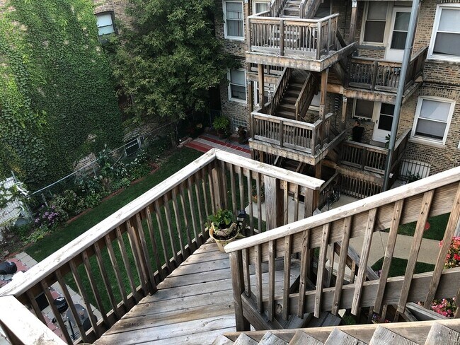 Photo - 4408 N Hazel St Unidad 1