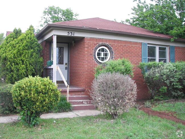 Building Photo - 2 Bed Plus - dishwasher, w/d, stove, refri... Rental