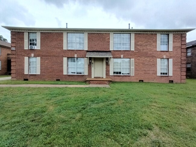 Building Photo - 631 Old Humboldt Rd Unit C