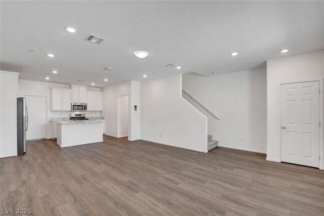 Photo - 6275 Haiku Stairs St