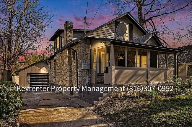 Photo - 4 Bedroom 2 bath