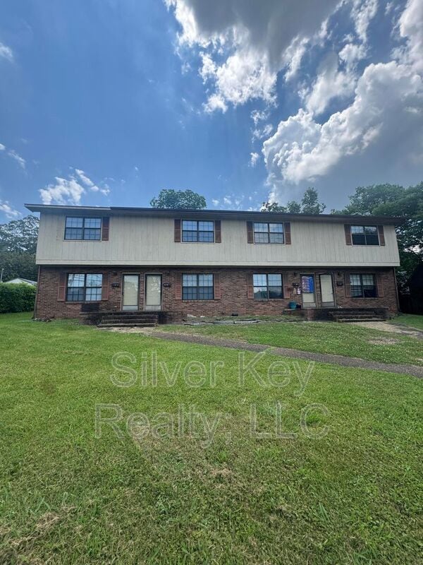 Building Photo - 611 Ingleside Ave Unit 3 Rental