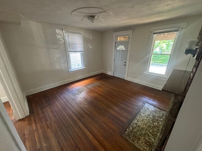 Photo - 65 W Blake Ave